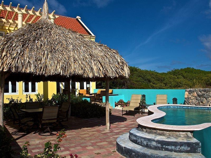 Kura Hulanda Lodge & Beach Club Westpunt Exteriör bild