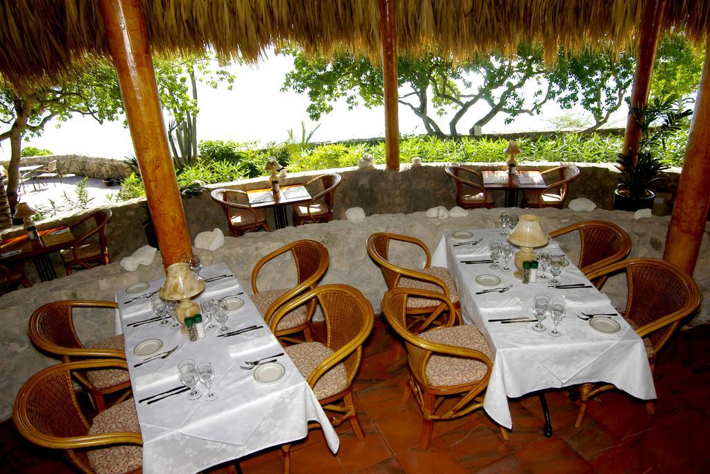 Kura Hulanda Lodge & Beach Club Westpunt Exteriör bild