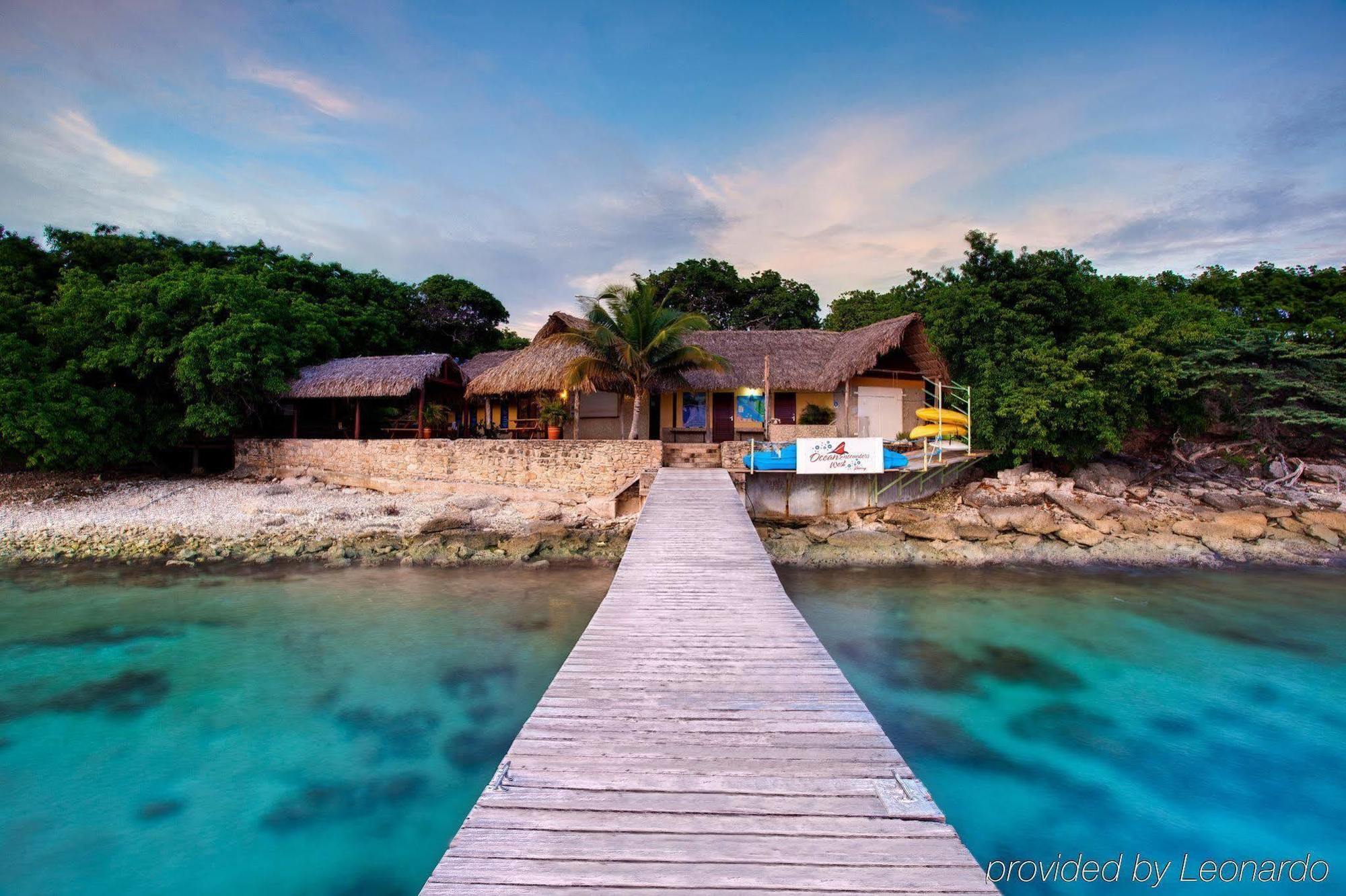 Kura Hulanda Lodge & Beach Club Westpunt Exteriör bild
