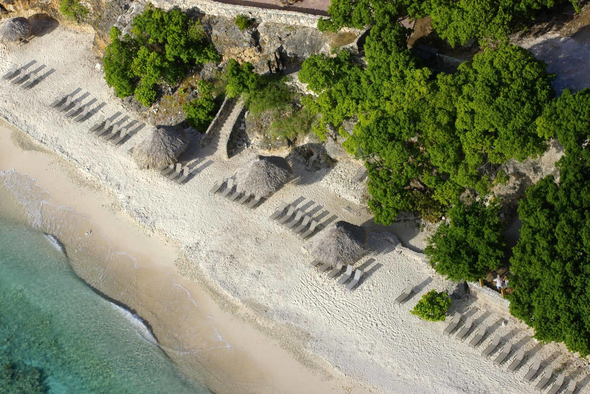 Kura Hulanda Lodge & Beach Club Westpunt Exteriör bild